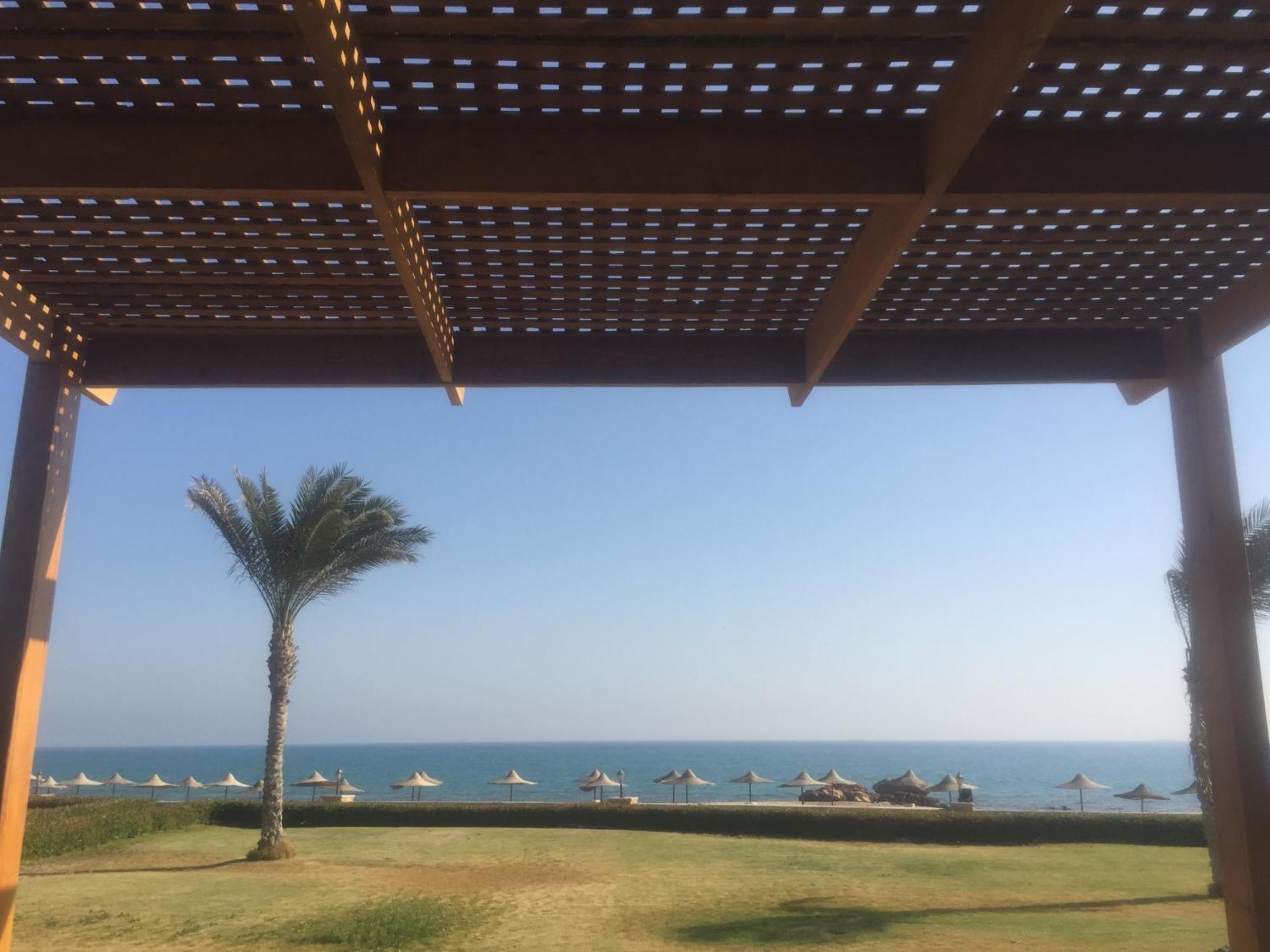 Beach Front Chalet Ain Sukhna Exterior photo